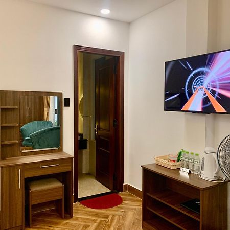 Crown Dalat Hotel Экстерьер фото