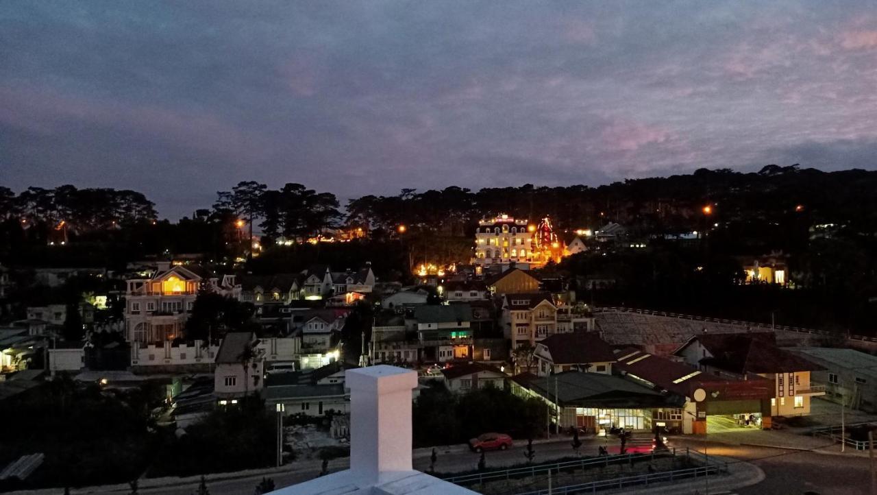 Crown Dalat Hotel Экстерьер фото
