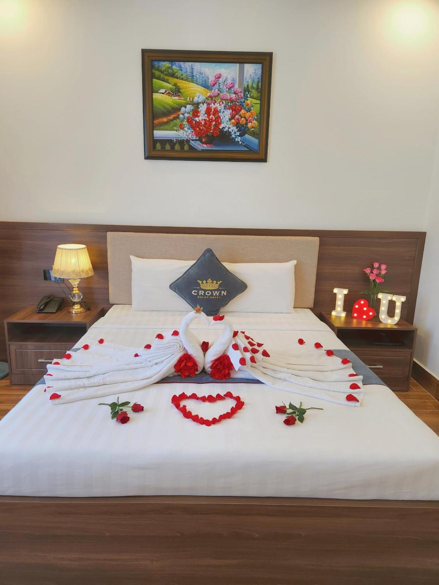 Crown Dalat Hotel Экстерьер фото
