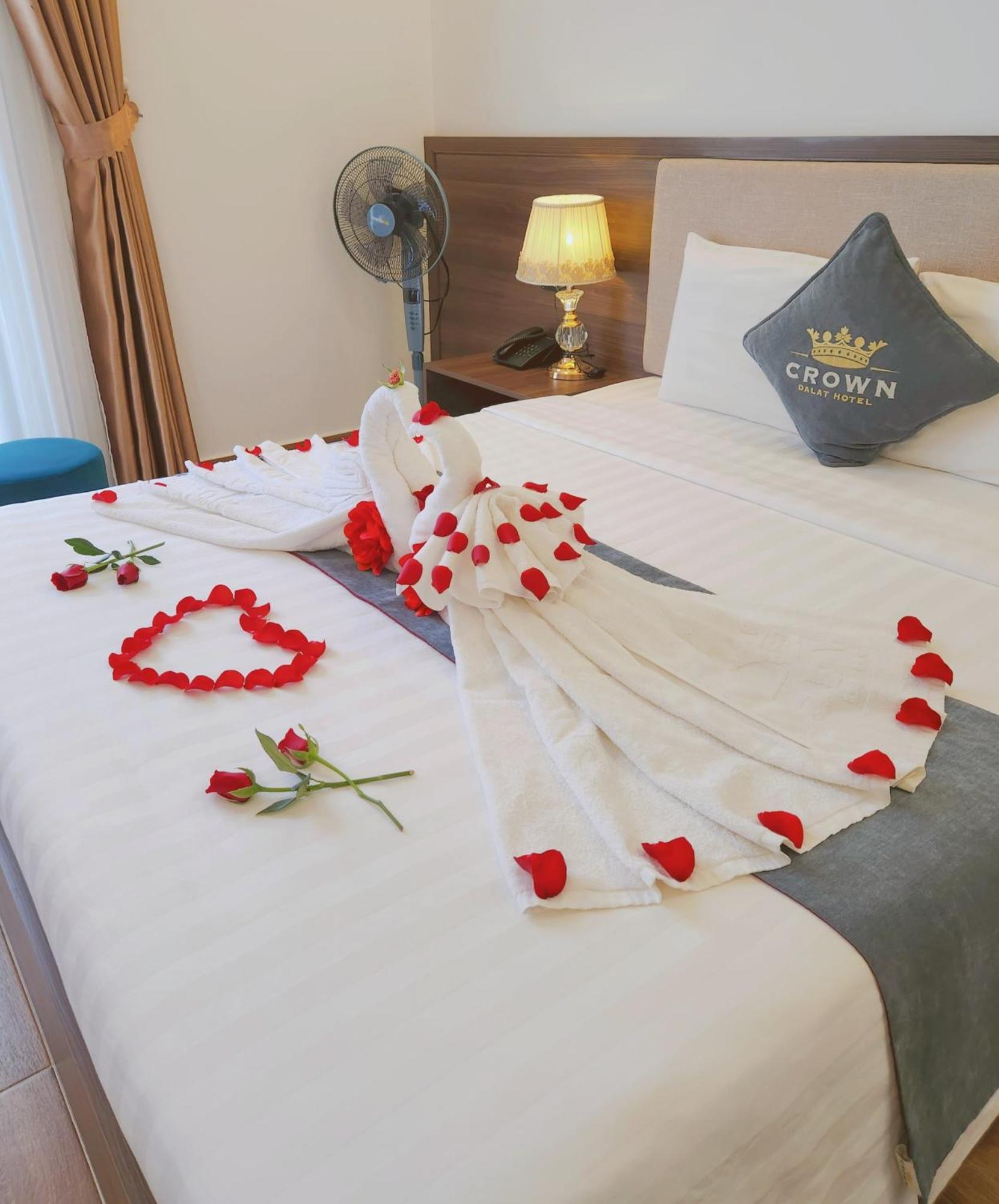 Crown Dalat Hotel Экстерьер фото