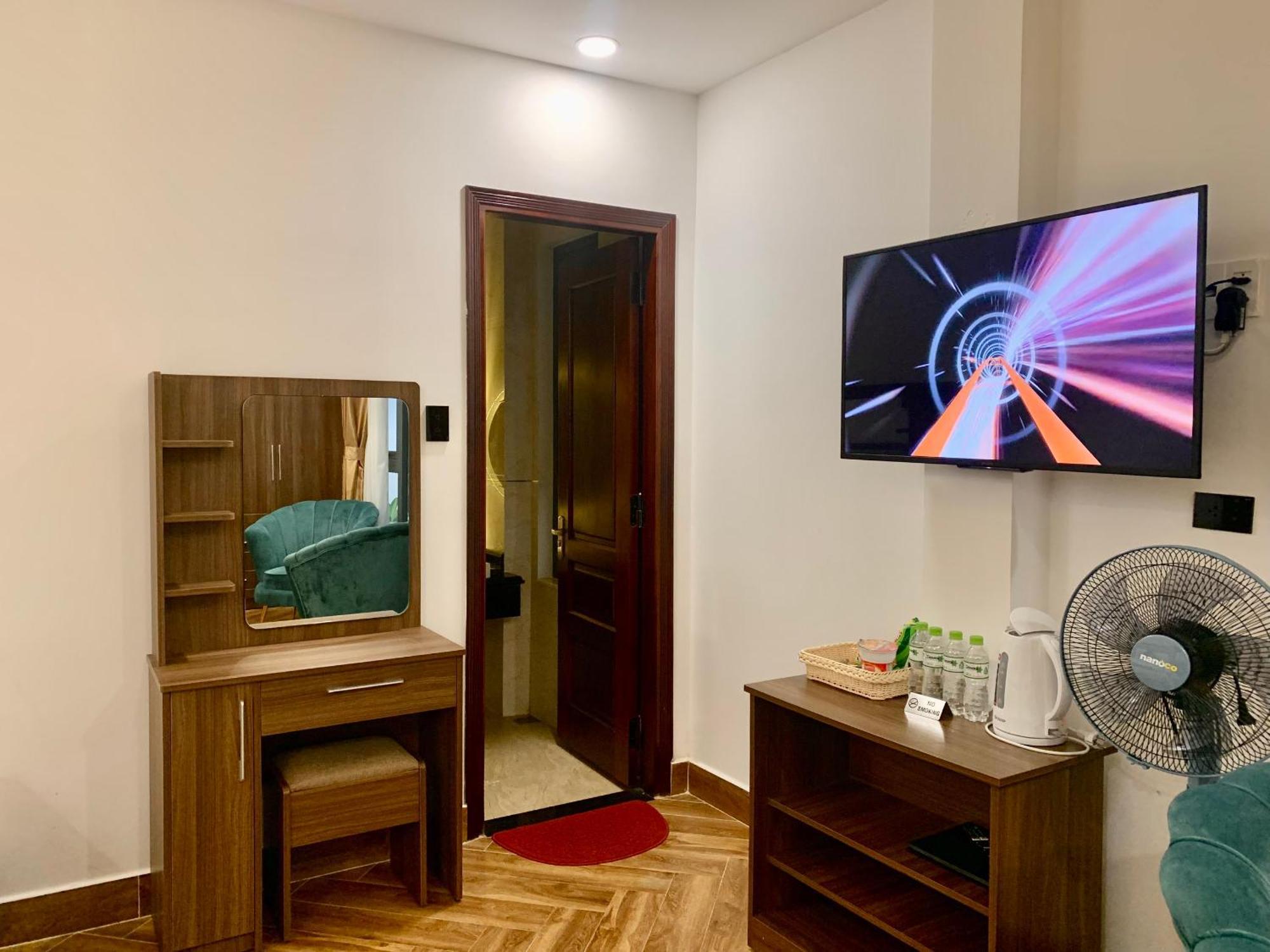 Crown Dalat Hotel Экстерьер фото